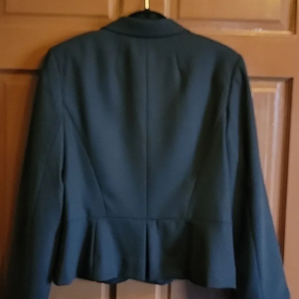 Loft-wool very light blk short blazer with peplum in back Size 12 NWT.